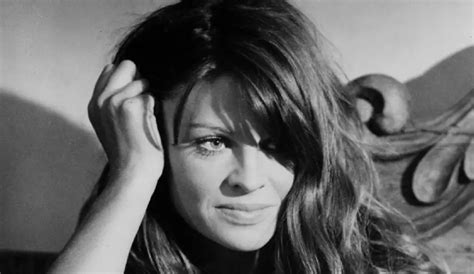 About Julie Christie's Time on Earth