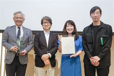 Accomplishments and Recognitions in Nitta Kozue's Journey