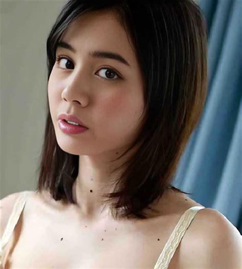 Aimi Tokita Biography