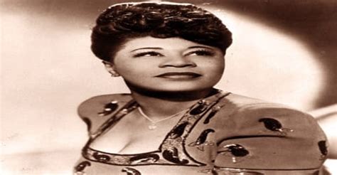 All About Ella Kiss: Biography and Early Life