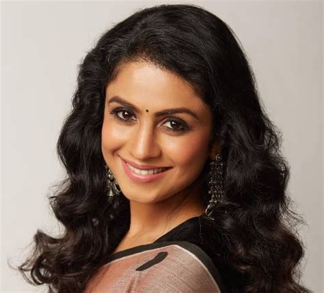 An Insight into Manasi Parekh's Early Life