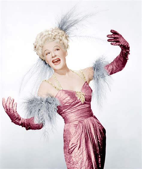 Analyzing Betty Hutton's Personal Style and Fashion Choices