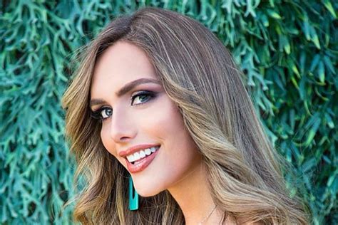 Angela Ponce's wealth and possessions