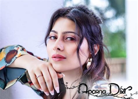 Aparna Dixit's Acting Career and Achievements