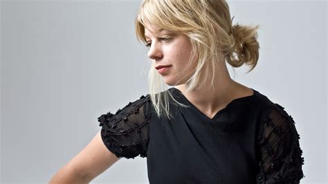 Basia Bulat's Musical Background and Influences