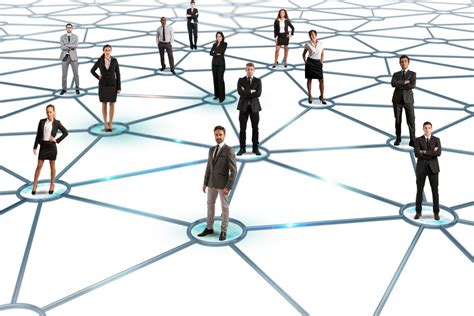 Building a Professional Network in Your Desired Destination