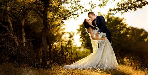 Capturing Forever: Enlisting the Services of a Professional Wedding Photographer
