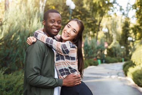 Celebrating Diversity: Exploring the Advantages of Dating a Partner from a Different Cultural Heritage