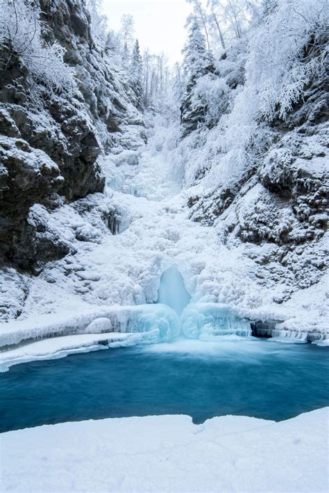 Chasing the Frozen Elegance: The Enchanting Beauty of Winter Waterfalls