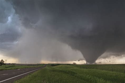 Climate Change: Is Global Warming Fueling the Surge in Massive Tornado Activity?