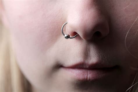 Considering a Nose Piercing: Weighing the Pros and Cons