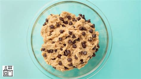 Cookie Chronicles: From Classic Chocolate Chip to Creative Concoctions