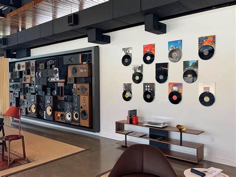 Creating a Home Haven: The Role of Vinyl Records in Interior Design