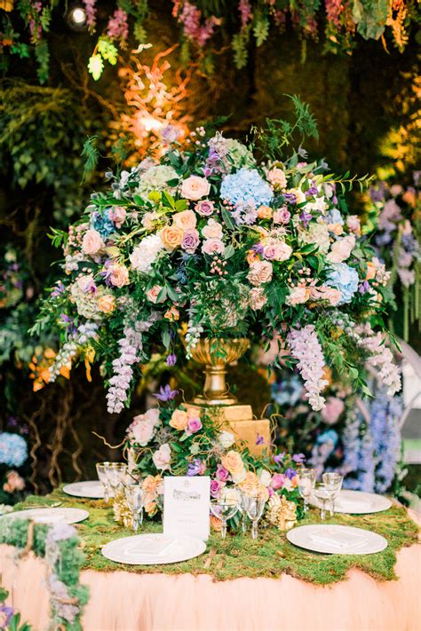 Creating an Enchanting Ambiance through Floral Arrangements and Décor