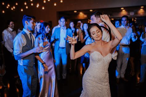 Creating an Unforgettable Wedding Playlist and Entertainment