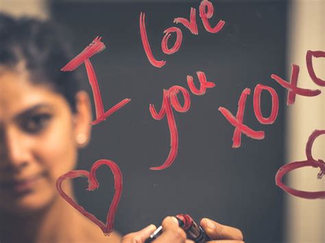 Creating the Perfect Love Note: Tips and Ideas for Romantic Gestures