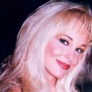 Debra Marshall: Early Life and Education