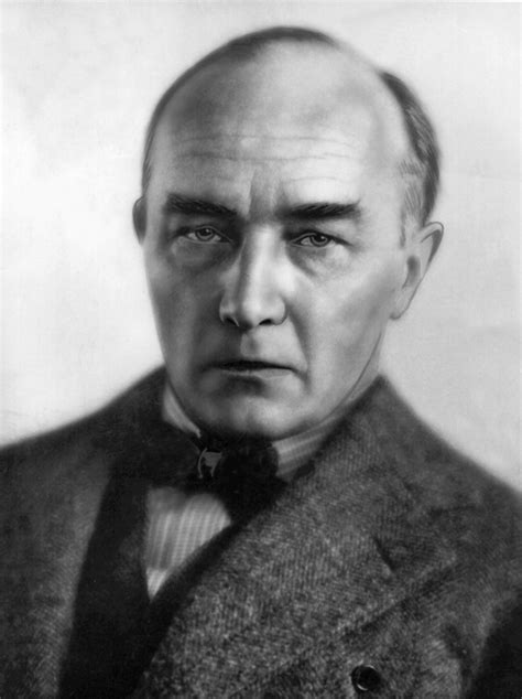 Delve into Robert Musil's Literary Masterpieces