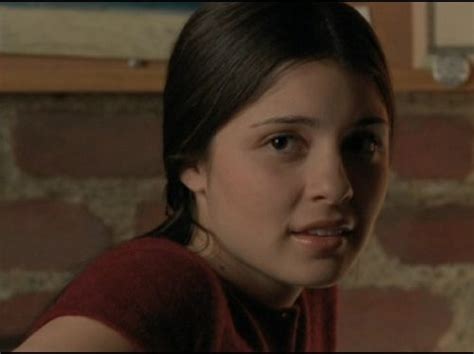 Details about Shiri Appleby's childhood