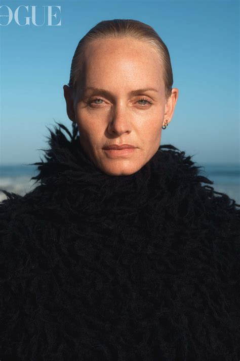 Discover More About The Stunning Amber Valletta!