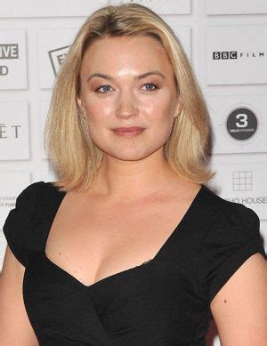 Discover Sophia Myles' Body Measurements