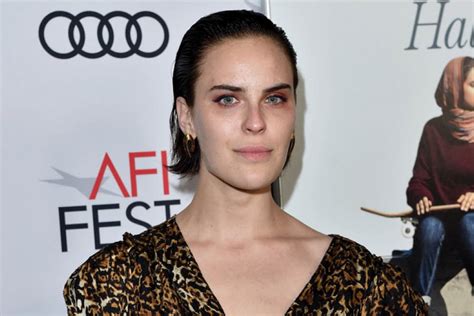 Discover the Life Story of Tallulah Willis