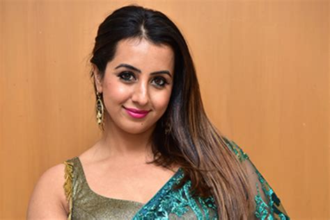 Discovering Sanjjanaa Galrani's Age and Date of Birth