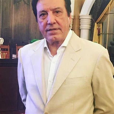 Early Life and Career Beginnings of Javed Sheikh