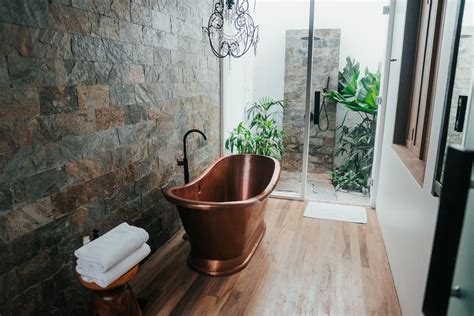 Eco-Friendly Options for a Sustainable Bathroom: Considering Water-saving Technologies