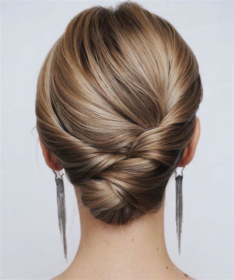 Effortless and Sophisticated Hairstyles for Every Occasion