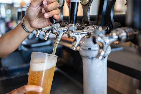 Elevating the Experience: Tips and Tricks for Enhancing Beer Service