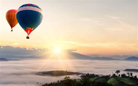 Embrace the Tranquility and Serenity of Hot Air Ballooning