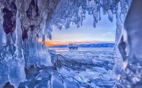 Embracing the Adventure: Must-Try Winter Activities near Enchanting Ice Cascades