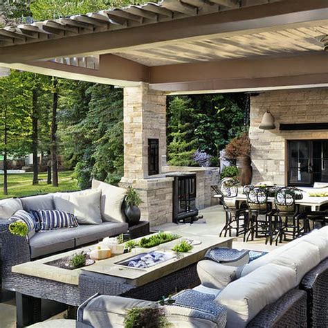 Expanding Outwards: Creating Outdoor Living Spaces to Maximize Your Home's Potential