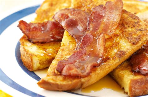 Experience the Perfect Combination with Bacon and Maple Syrup French Toast