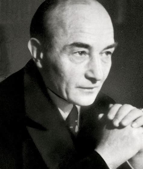 Explore the Life of Robert Musil