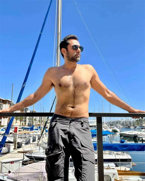 Exploring Abhay Deol's Figure and Appearance