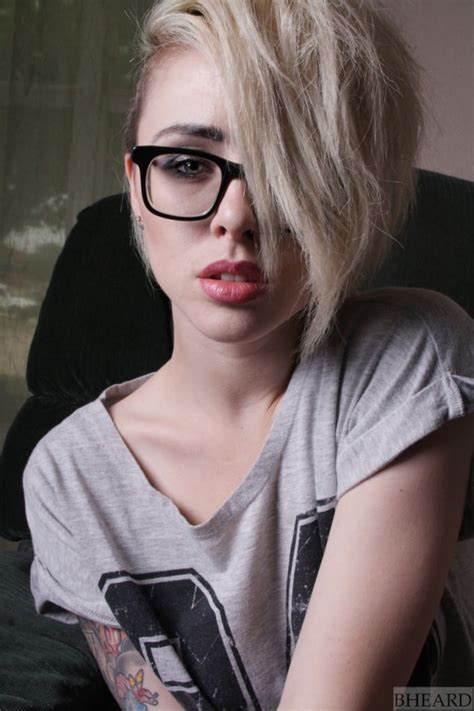 Exploring Alysha Nett's Physical Appearance