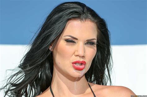 Exploring Jasmine Jae's Rise to Fame and Success