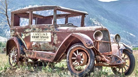 Exploring the Allure of Vintage Automobiles