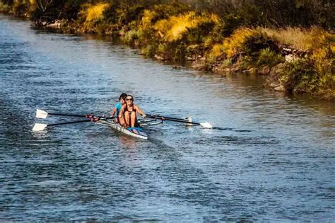 Exploring the Depths: The Psychological Interpretation of Rowing Dreams