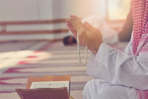 Exploring the Importance of Namaz in Islamic Faith