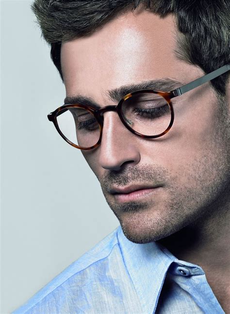 Exploring the Latest Eyeglass Fashion Trends