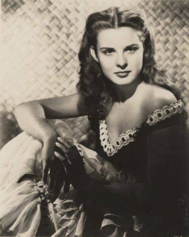 Exploring the personal life of Jean Peters