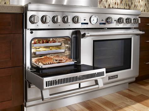 Factors to Consider When Choosing an Oven for Your Kitchen