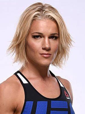 Felice Herrig's Body Measurements