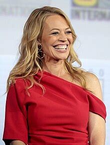 Financial Worth and Accomplishments of Jeri Ryan