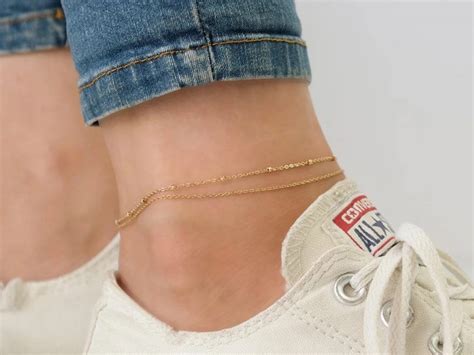 Finding the Perfect Anklet: A Guide to Choosing the Right Design and Material