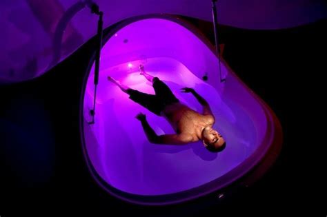 Floating Mattresses: Ideal for Hydrotherapy and Meditation