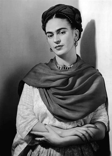 Frida Kahlo: Early Life and Influences